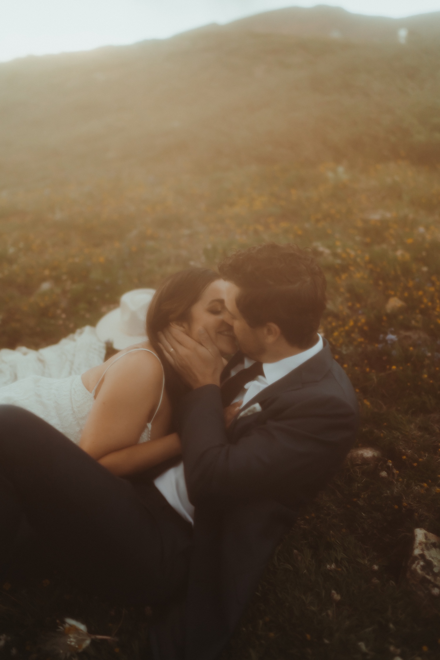 Breckenridge colorado elopement with mountains